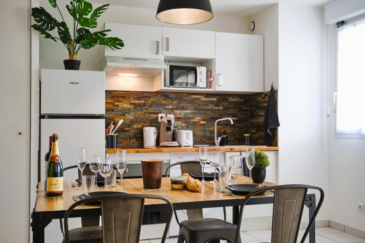 Tout Confort ! Calme, Climatisation, Piscine, Parking Gratuit, Grande Terrasse, Netflix, Wifi Carcassonne Exteriör bild