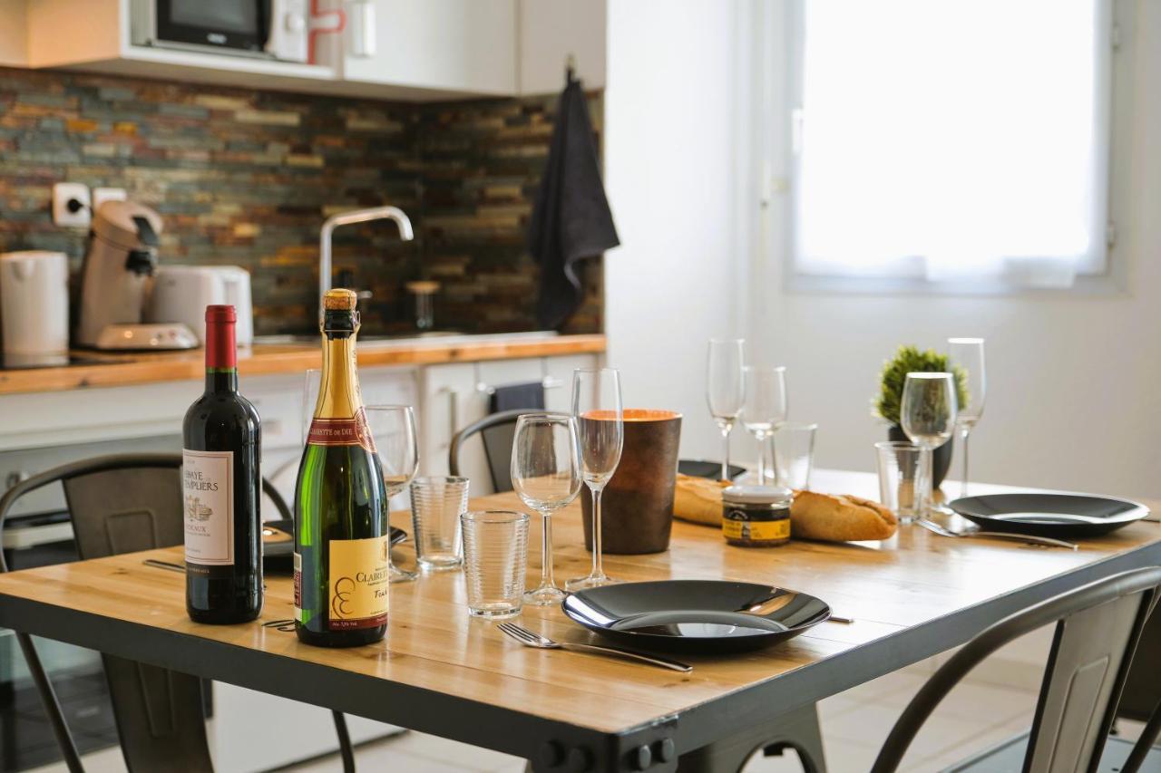 Tout Confort ! Calme, Climatisation, Piscine, Parking Gratuit, Grande Terrasse, Netflix, Wifi Carcassonne Exteriör bild