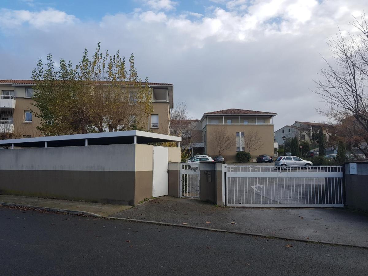Tout Confort ! Calme, Climatisation, Piscine, Parking Gratuit, Grande Terrasse, Netflix, Wifi Carcassonne Exteriör bild